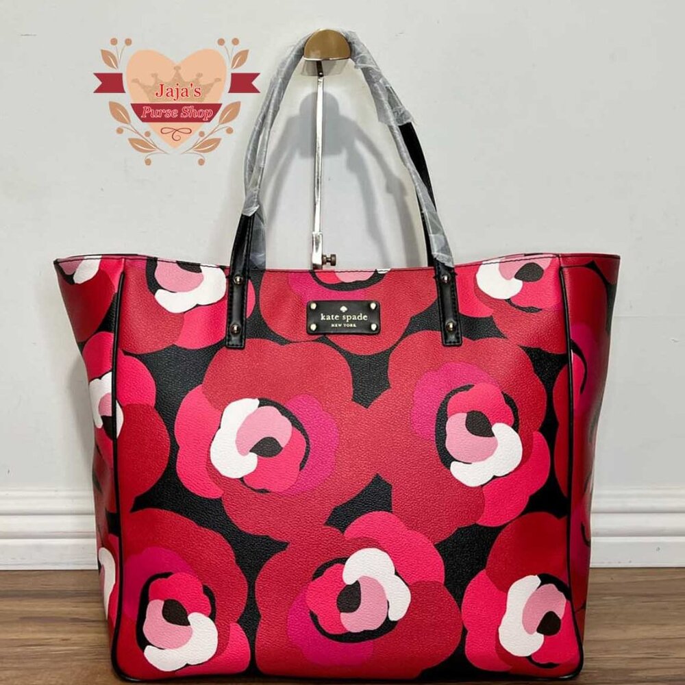 🌹Kate Spade Floral PVC Textured Leather Purse🌹